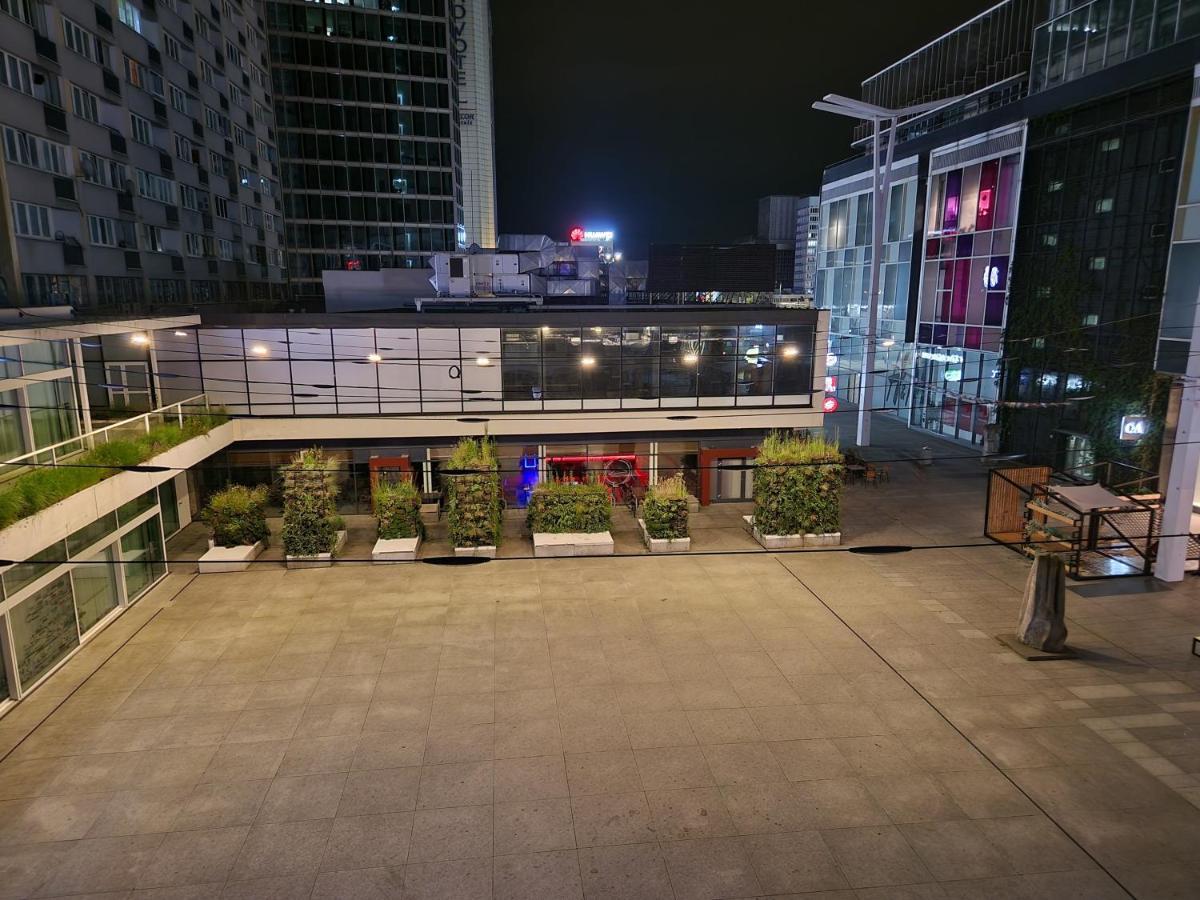 View Apartments And Rooms Apartment Warsaw