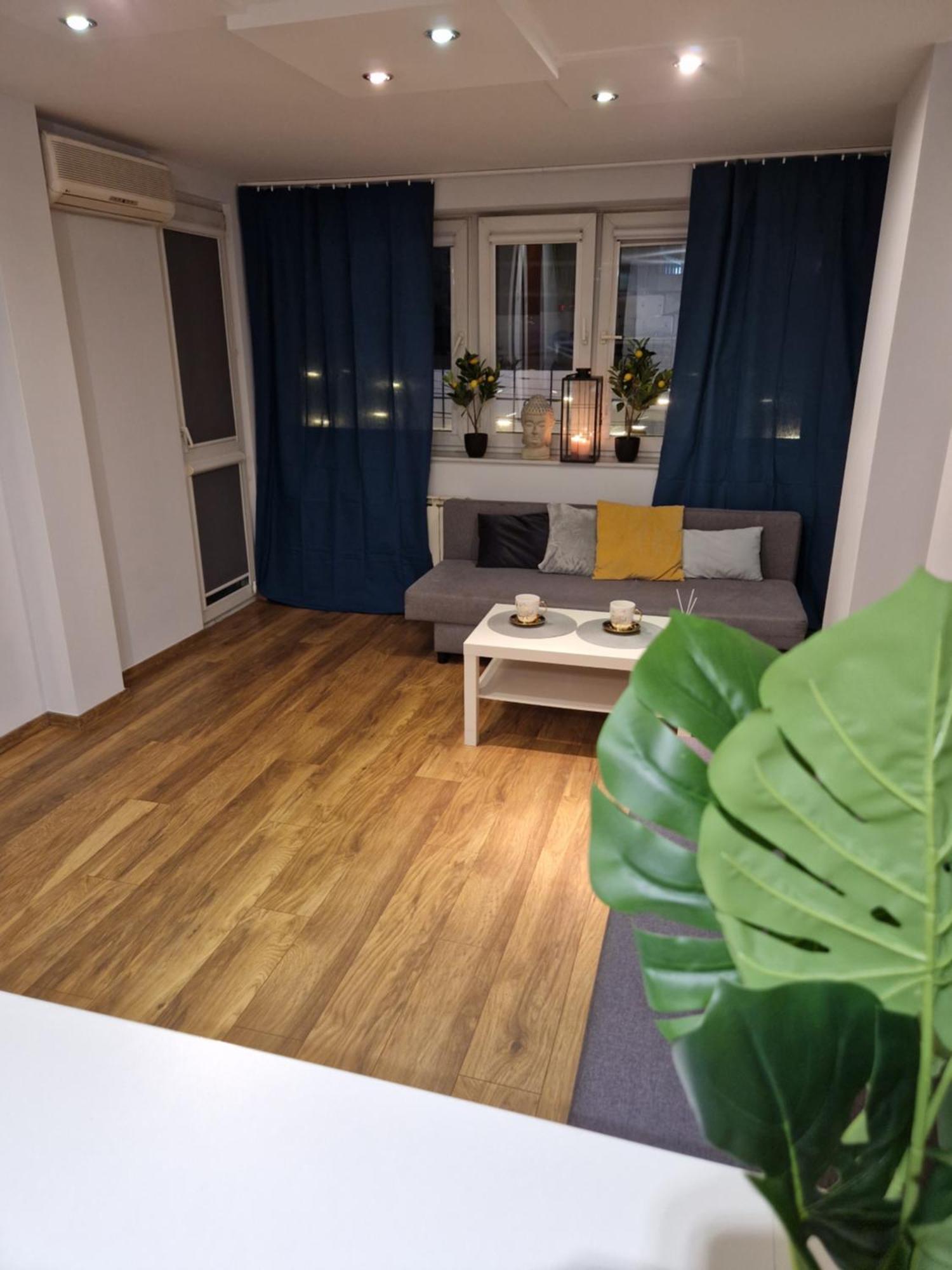 View Apartments And Rooms Apartment *