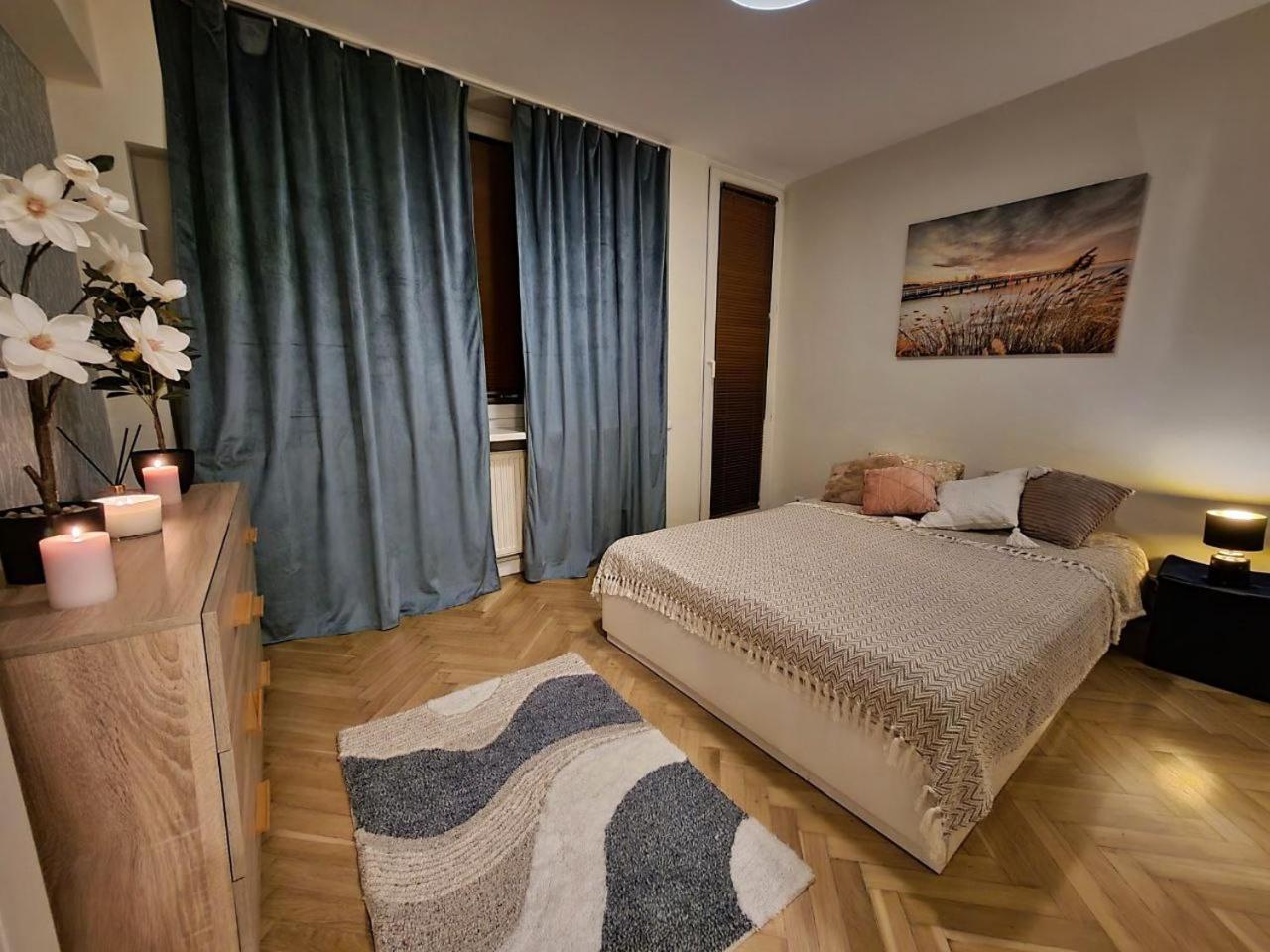 View Apartments And Rooms Warsaw